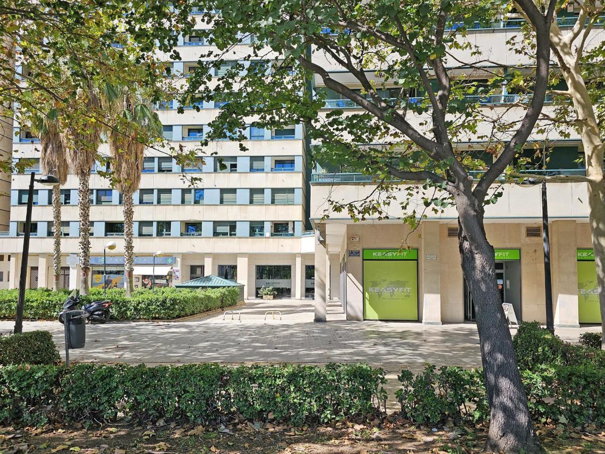 Apartamentos Las Ciencias K Valencia Kültér fotó